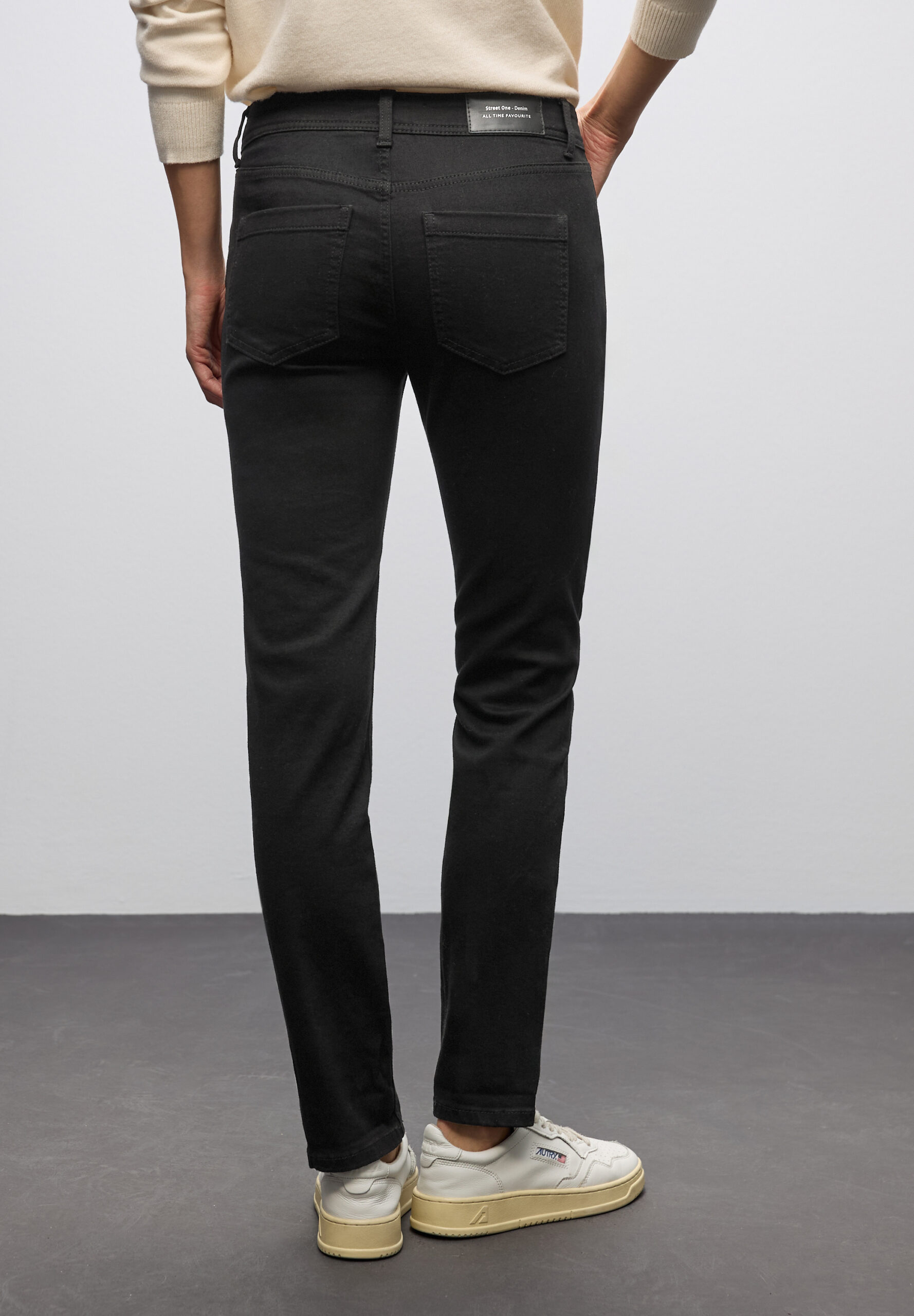 Casual Fit Jeans – Bild 4