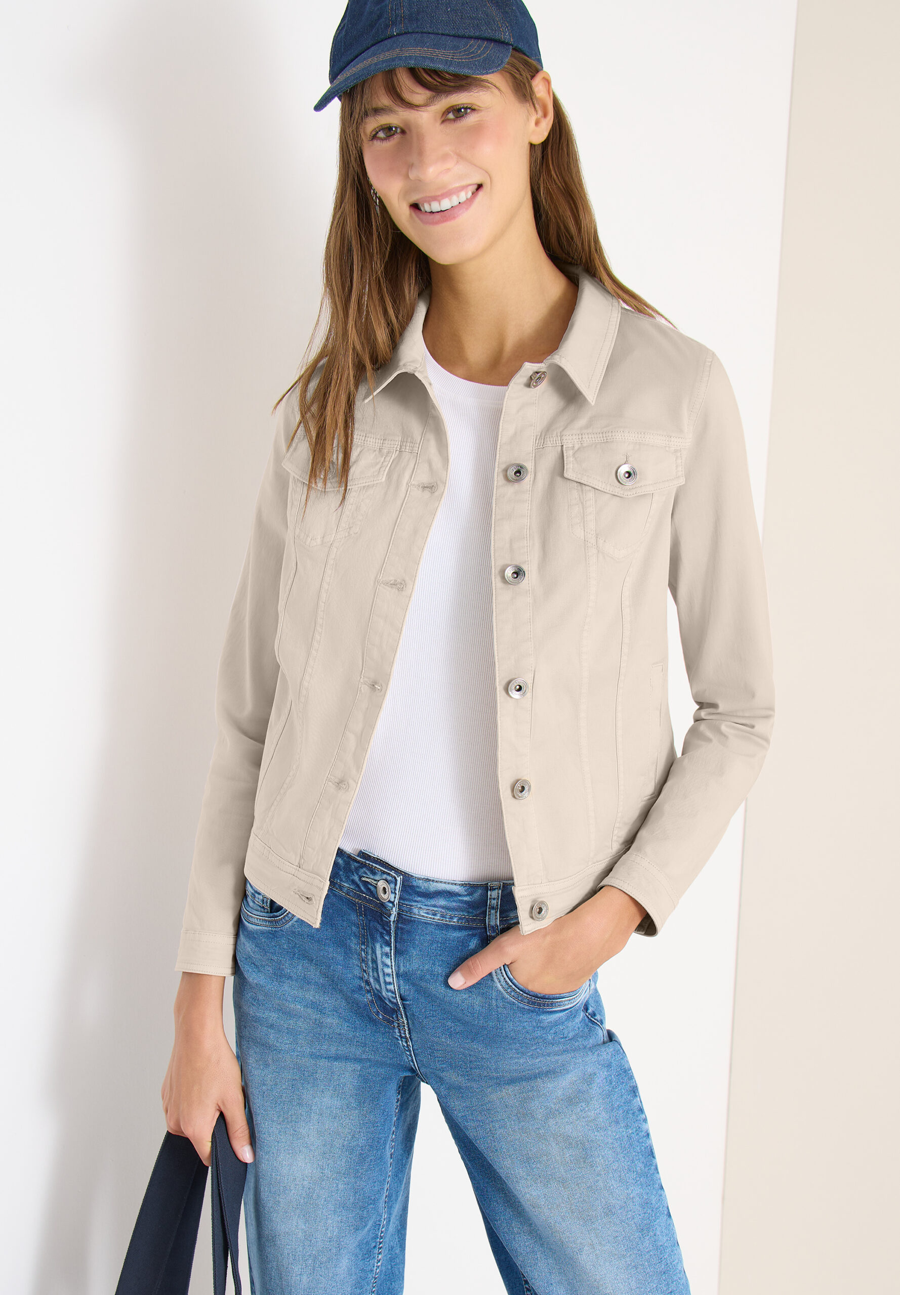 Jeansjacke mit Brusttaschen und Knöpfen – Bild 3