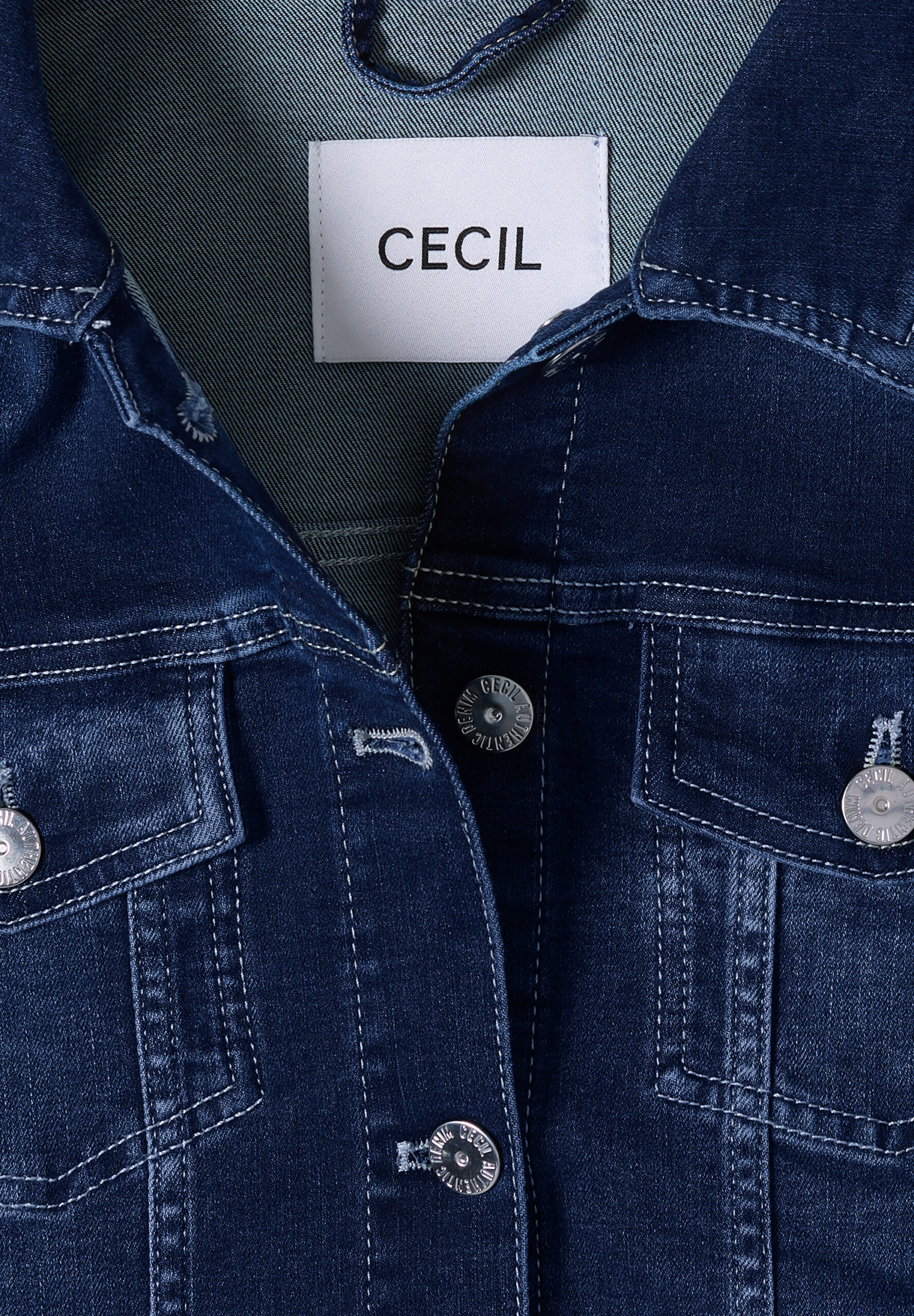 Jeansjacke mit Brusttaschen und Knöpfen – Bild 2