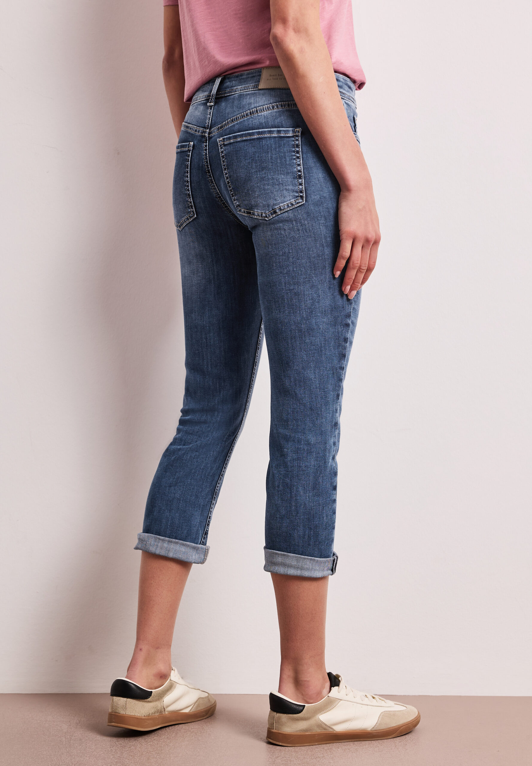 7/8 Slim Leg Jeans im Casual Fit – Bild 4