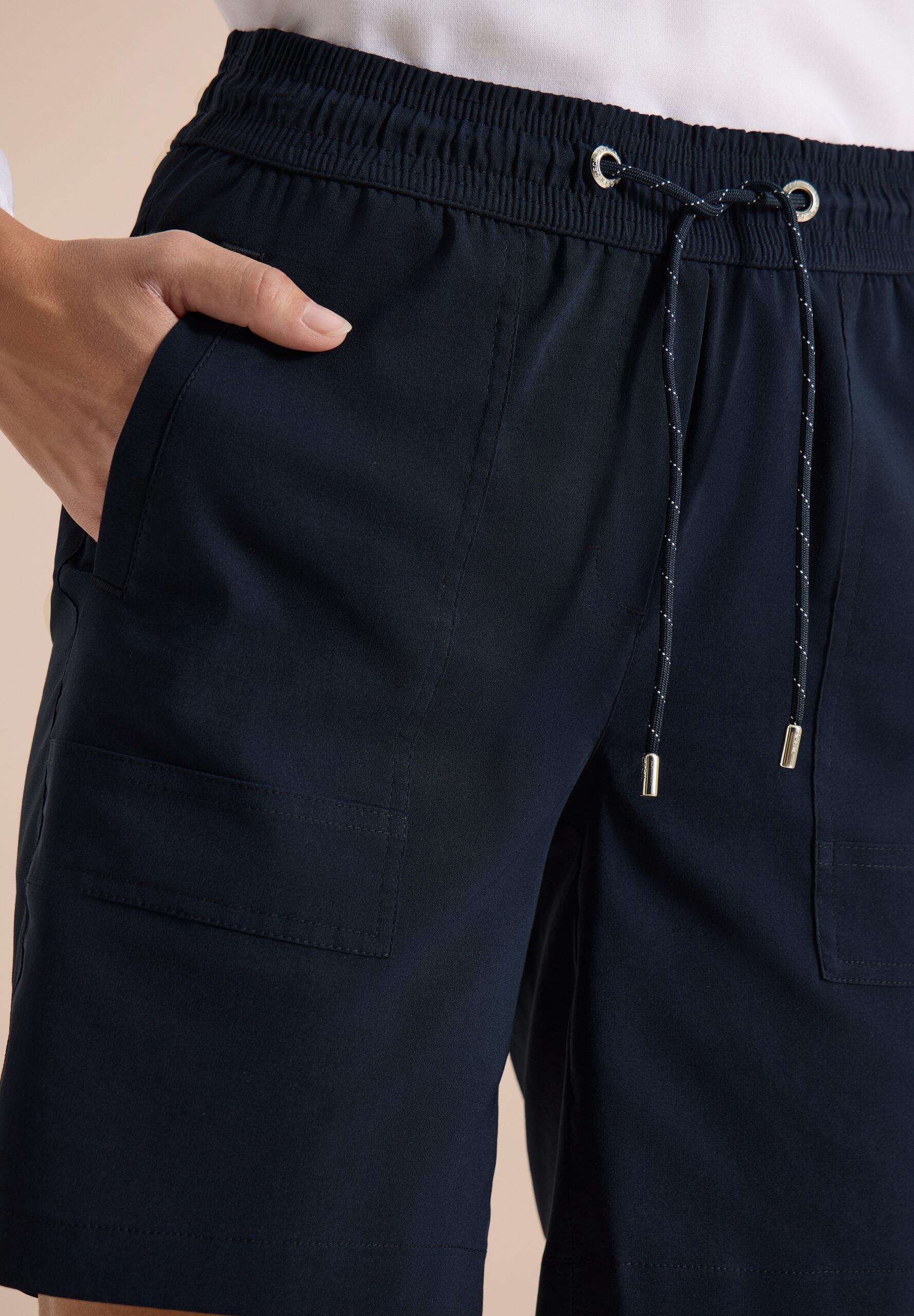 Straight Leg Shorts im Loose Fit – Bild 6