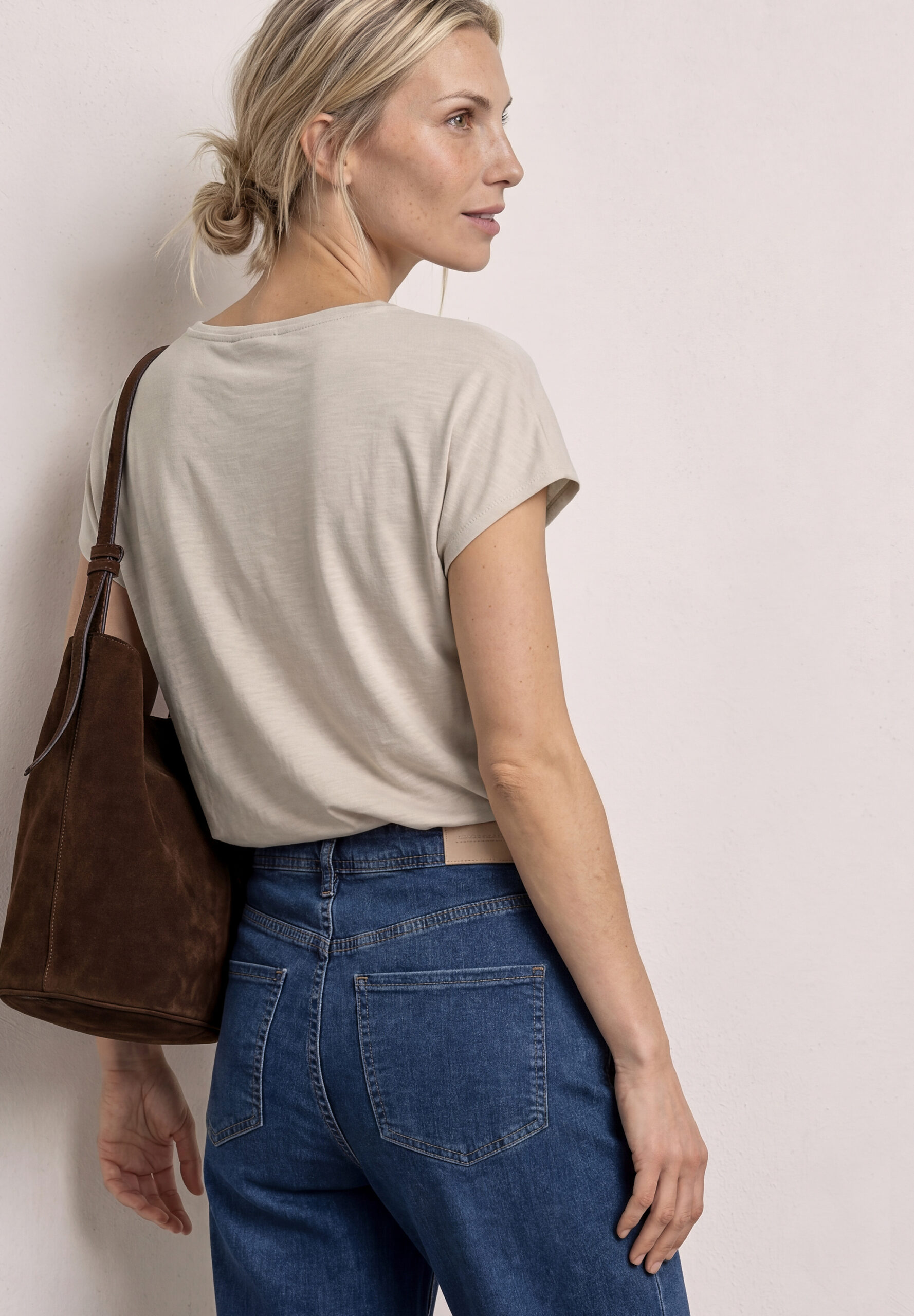 Silk-Look Shirt mit V-Neck und Deko-Detail – Bild 5