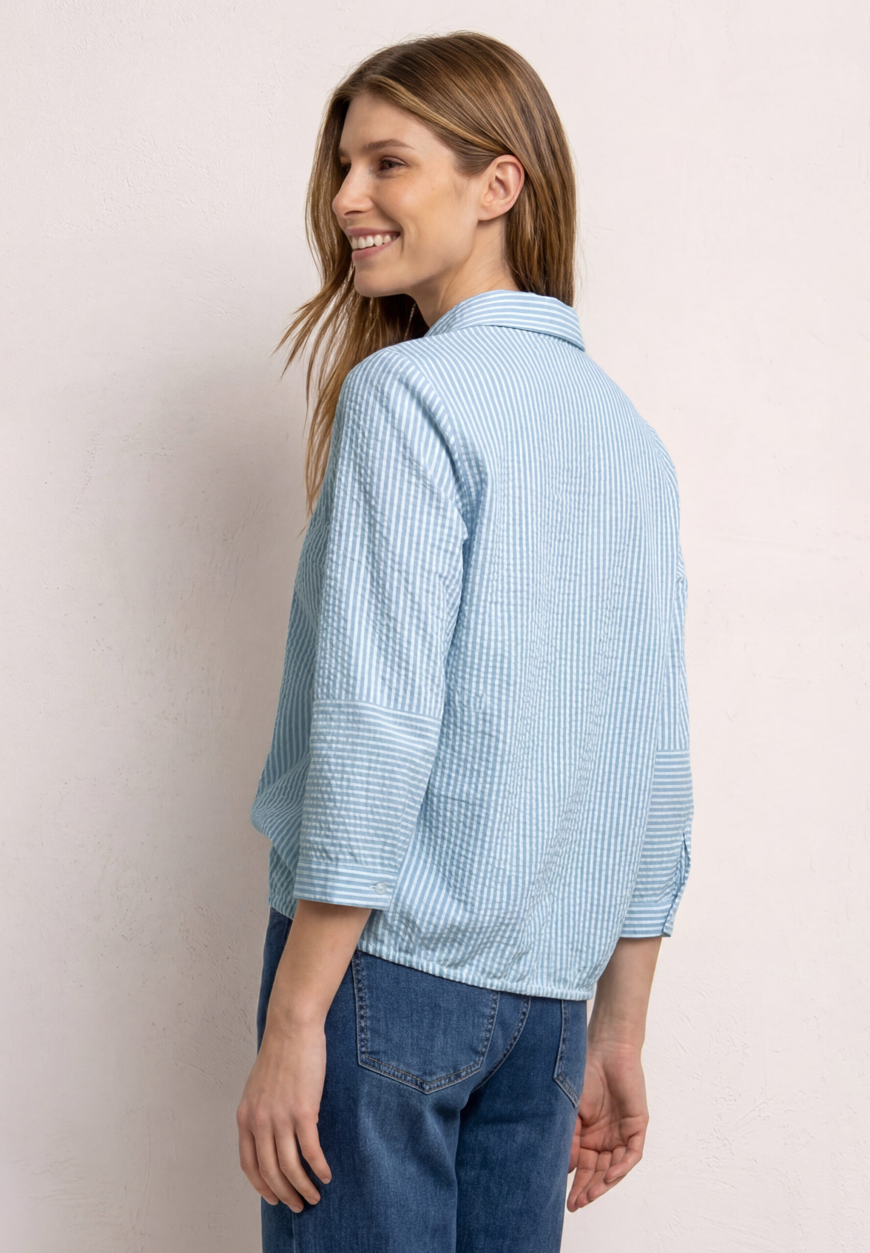 Hemdbluse in Seersucker-Qualität – Bild 4
