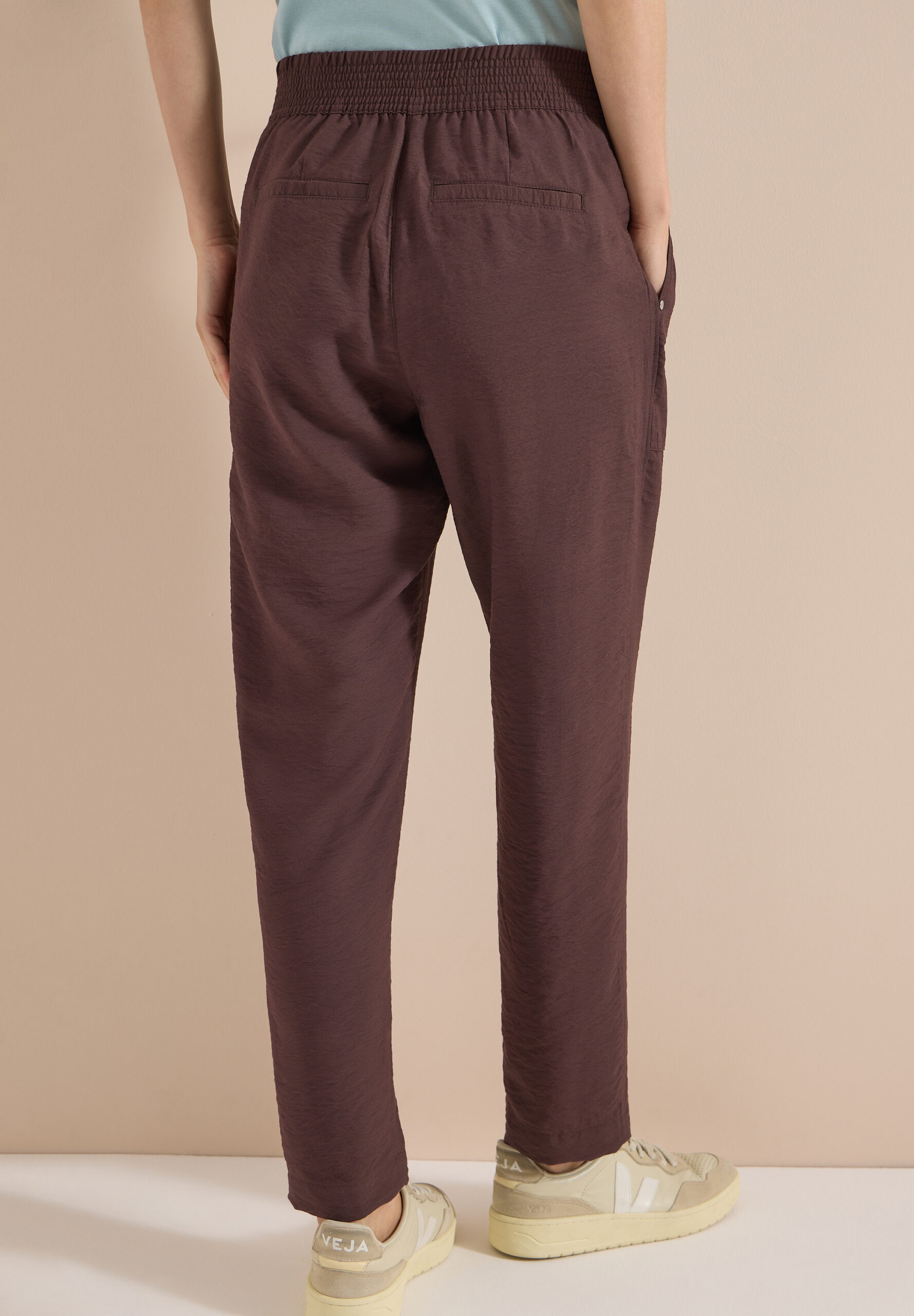 Mid Waist Slim Leg Hose im Loose Fit – Bild 3