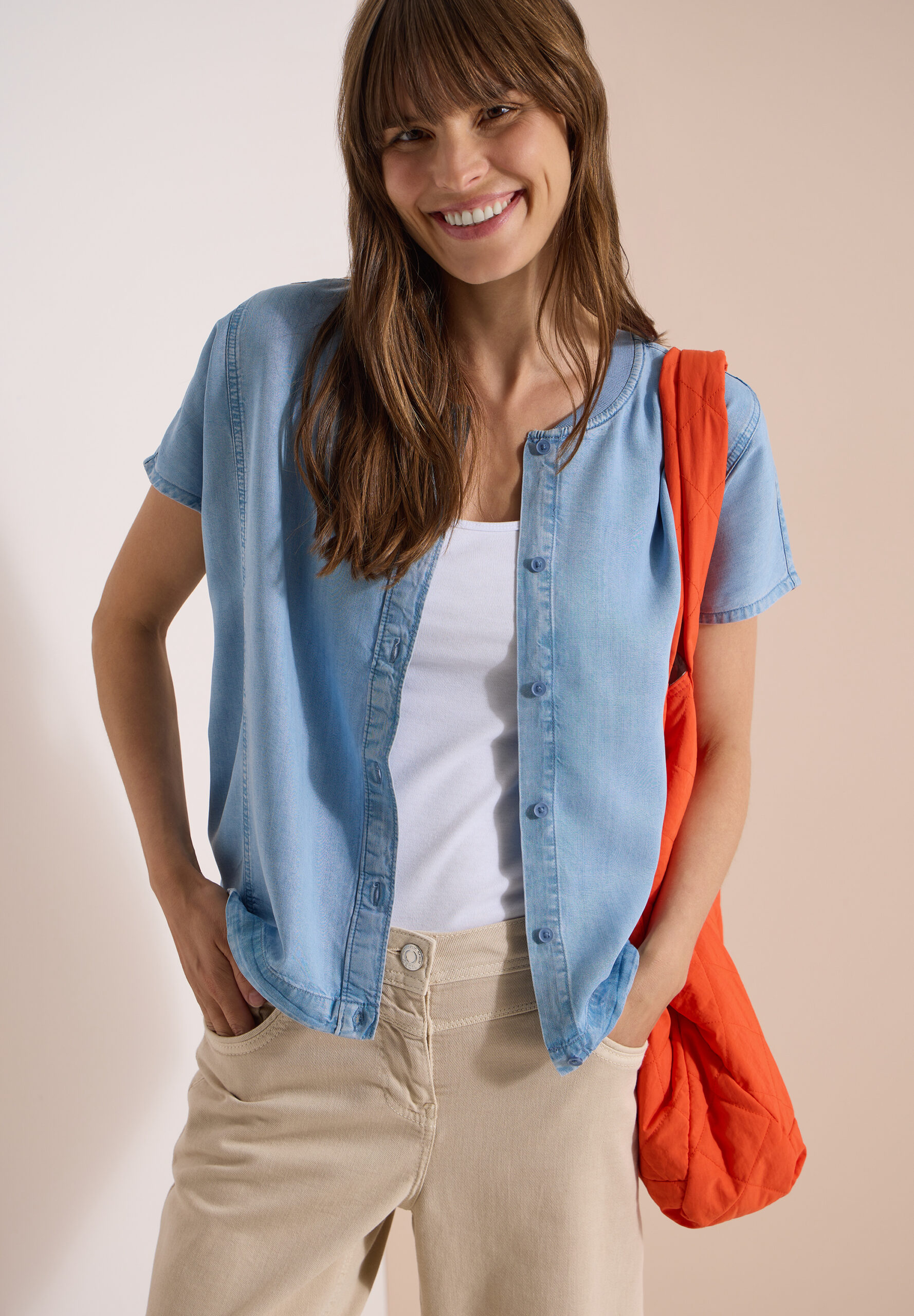 Lyocell-Bluse in Blouson-Optik – Bild 3