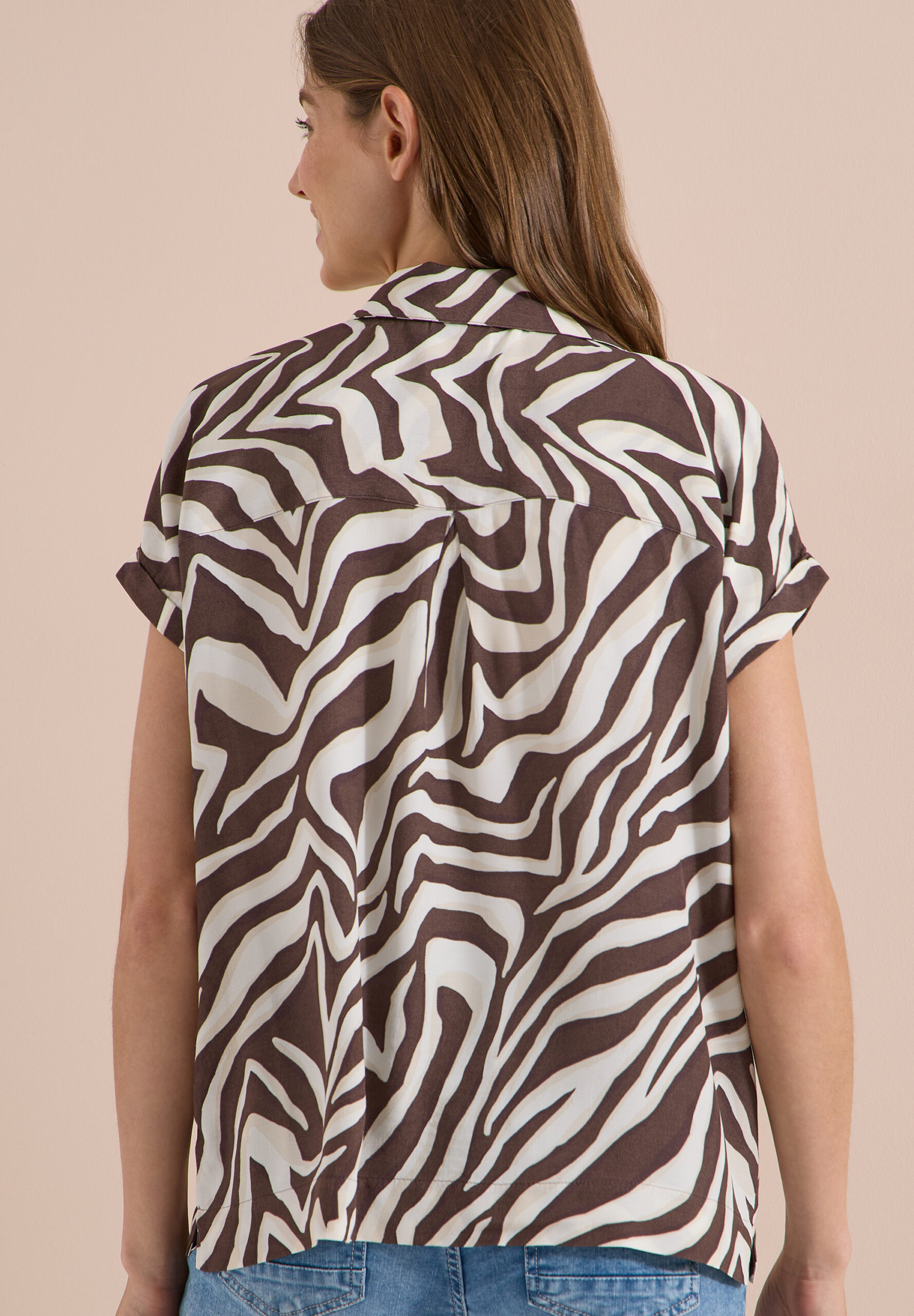 Kurzarm Hemdbluse mit Zebra-Print – Bild 3