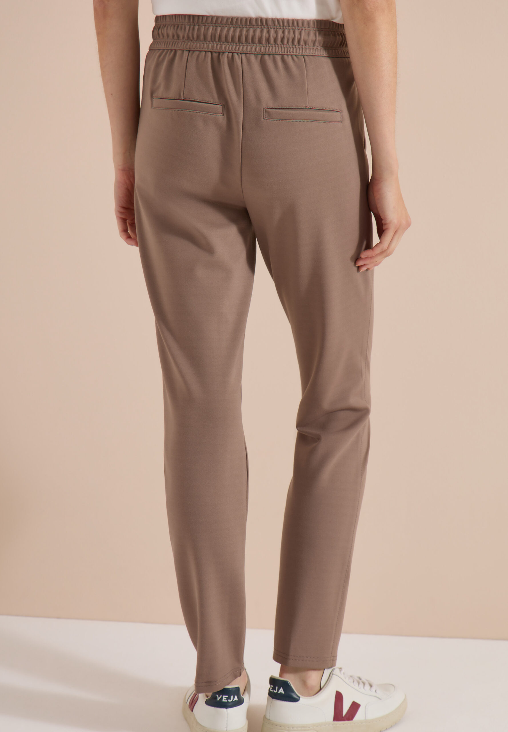 Mid Waist Slim Leg Hose im Casual Fit – Bild 3